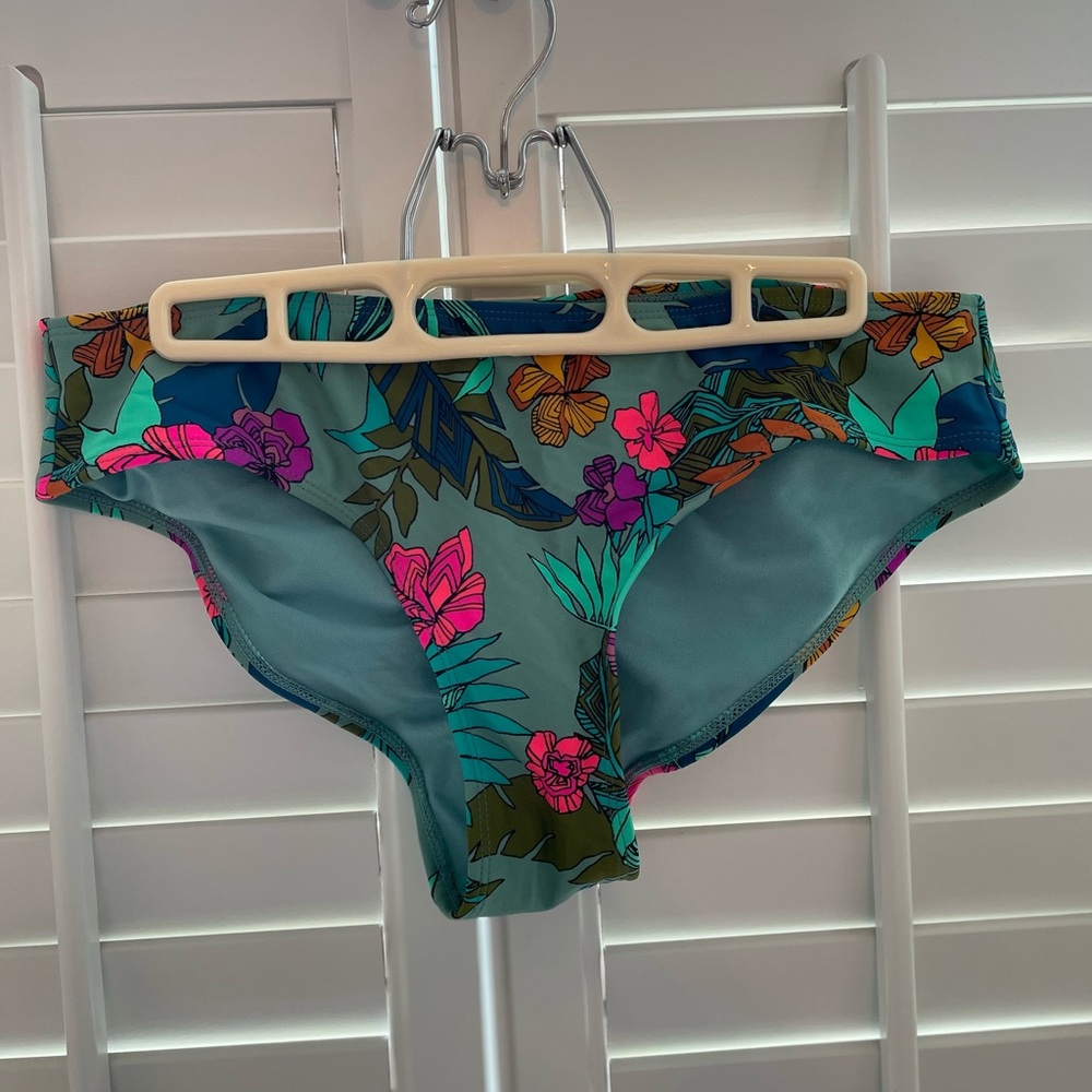 Mid Rise Ruched Bikini Bottom